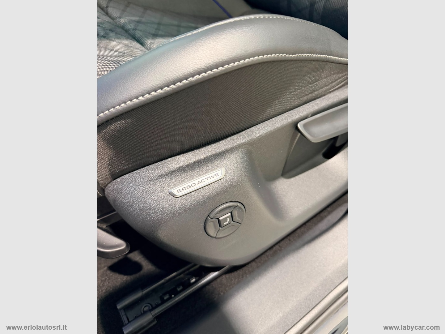 Tiguan 2.0 TDI 150 CV DSG R-Line Plus - immagine 10