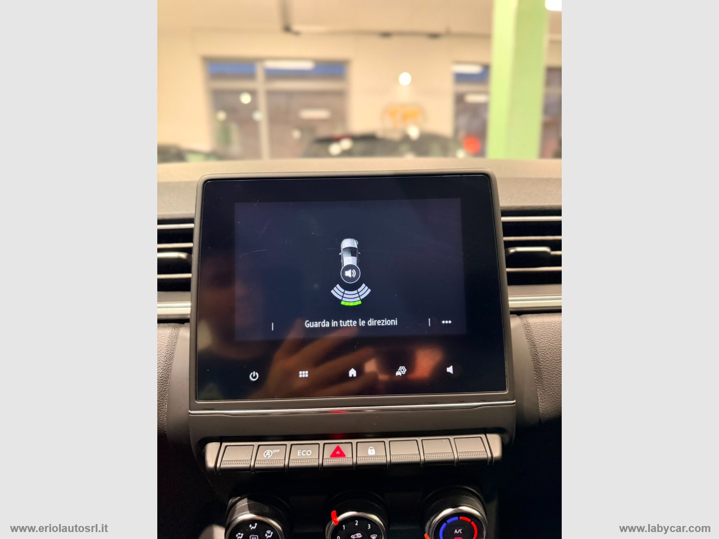 Captur Blue dCi 8V 95 CV Business - immagine 10