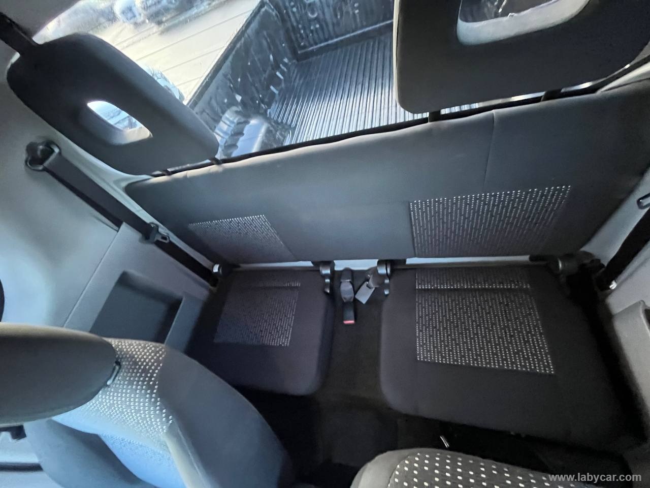 L200 2.5 DI-D/136CV Club Cab Intense - immagine 10