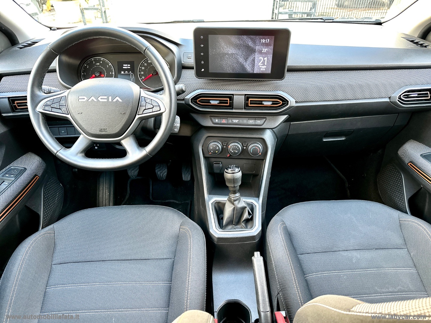 Sandero Stepway 1.0 TCe ECO-G Expression GPL 19.000 KM - immagine 10