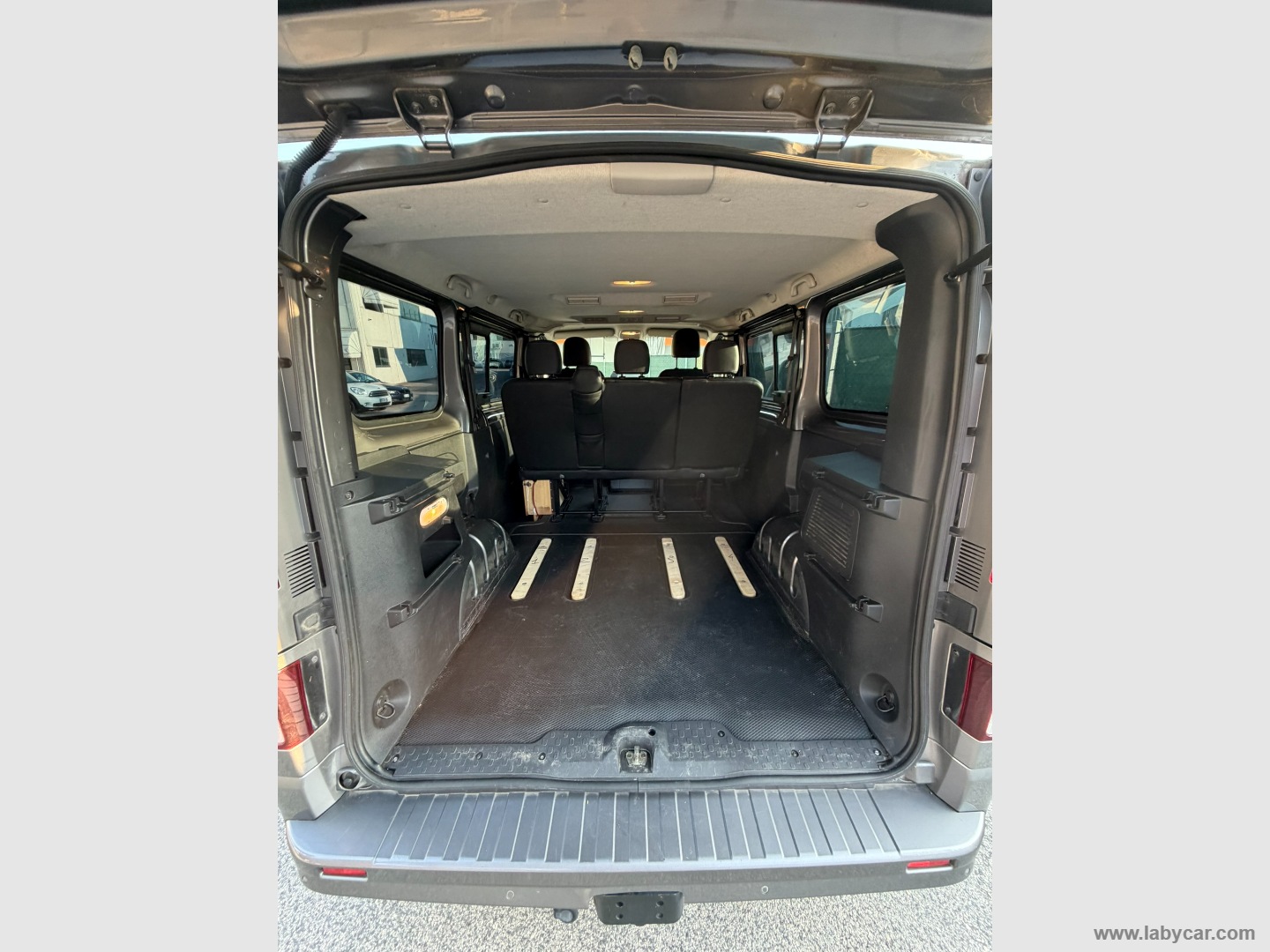 Vivaro 29 1.6 BiT. PC-TN Combi N1 - immagine 10