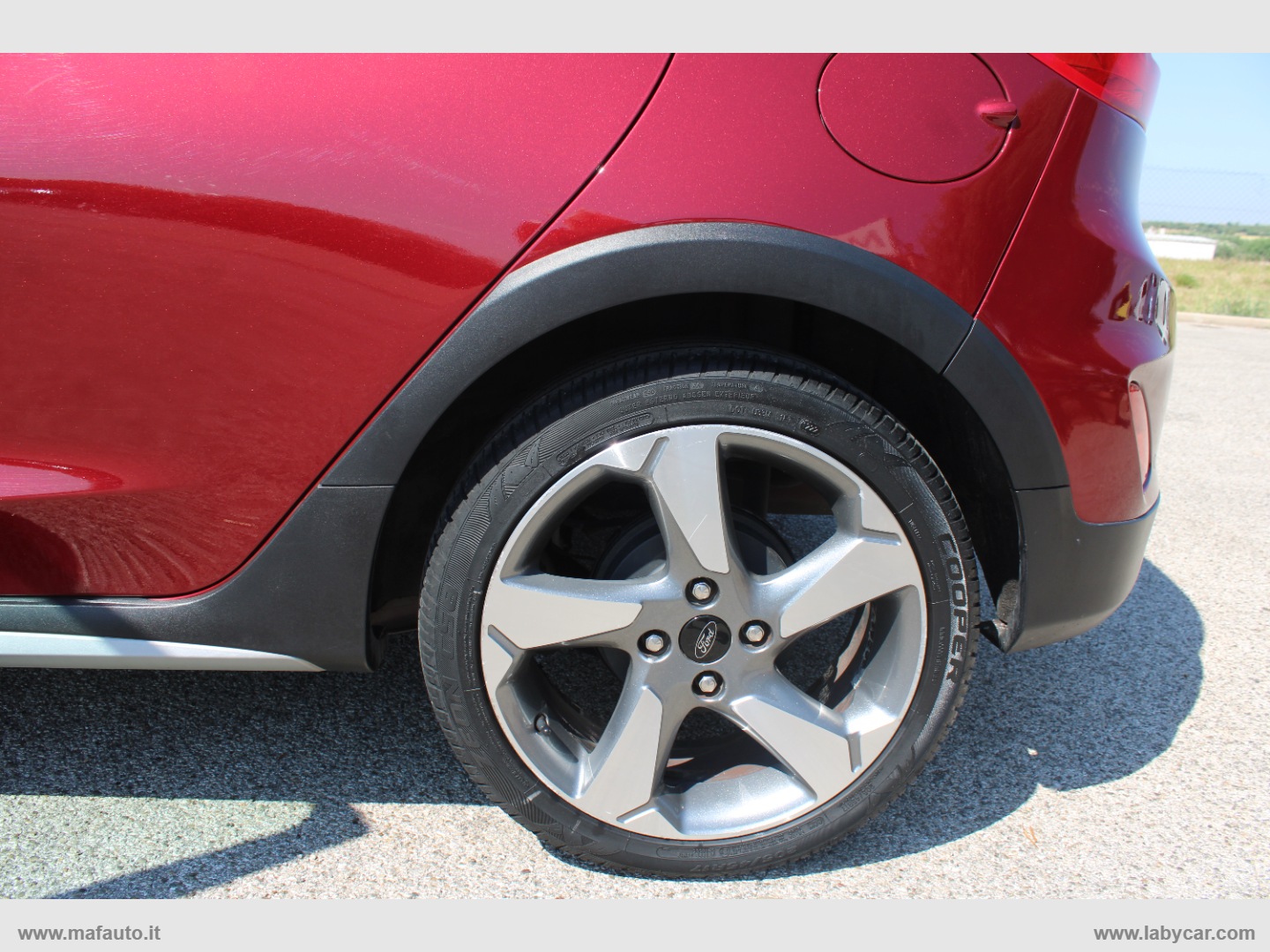 Fiesta Active 1.0 Ecoboost 100 CV - immagine 11