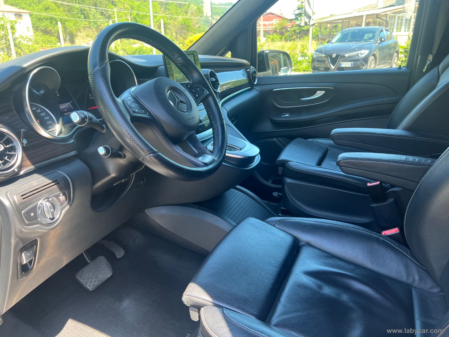 V 250 d Aut. Premium Extralong - immagine 11