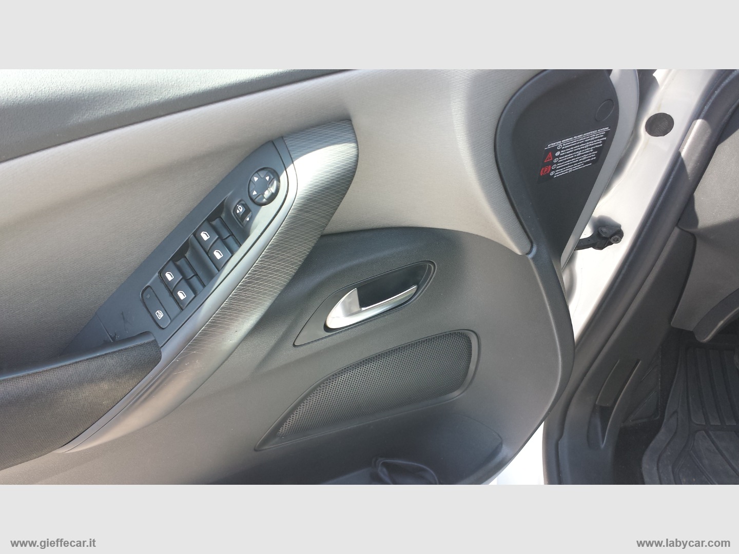 C4 Picasso 1.6 e-HDi 115 Exclusive - immagine 11