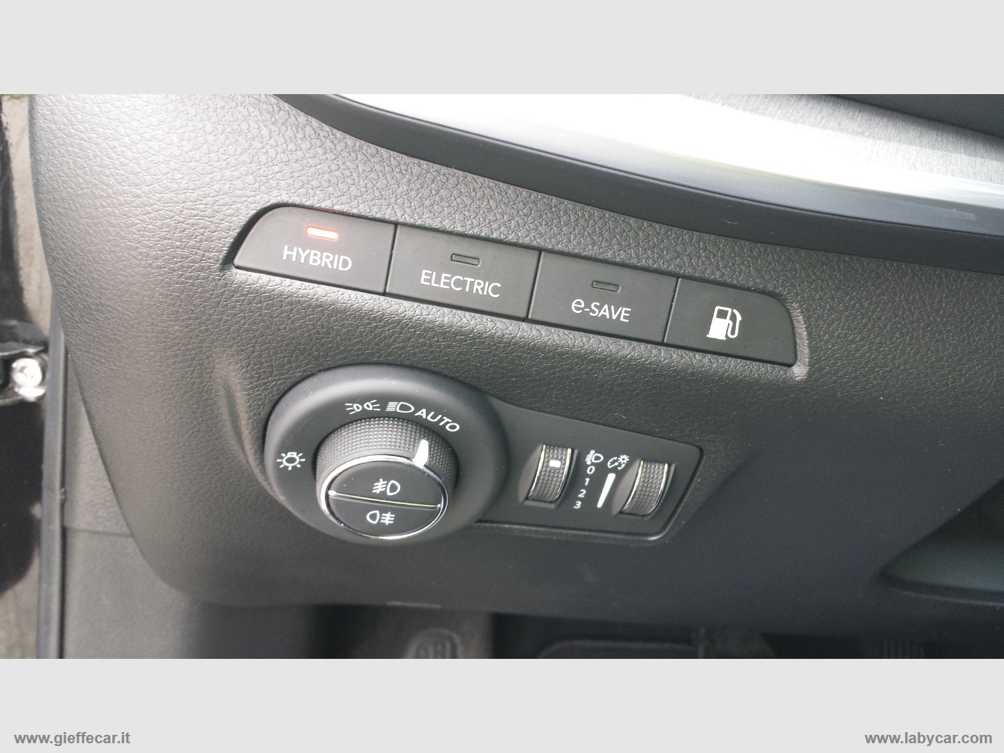 Compass 1.3 T4 240CV PHEV AT6 4xe S - immagine 11