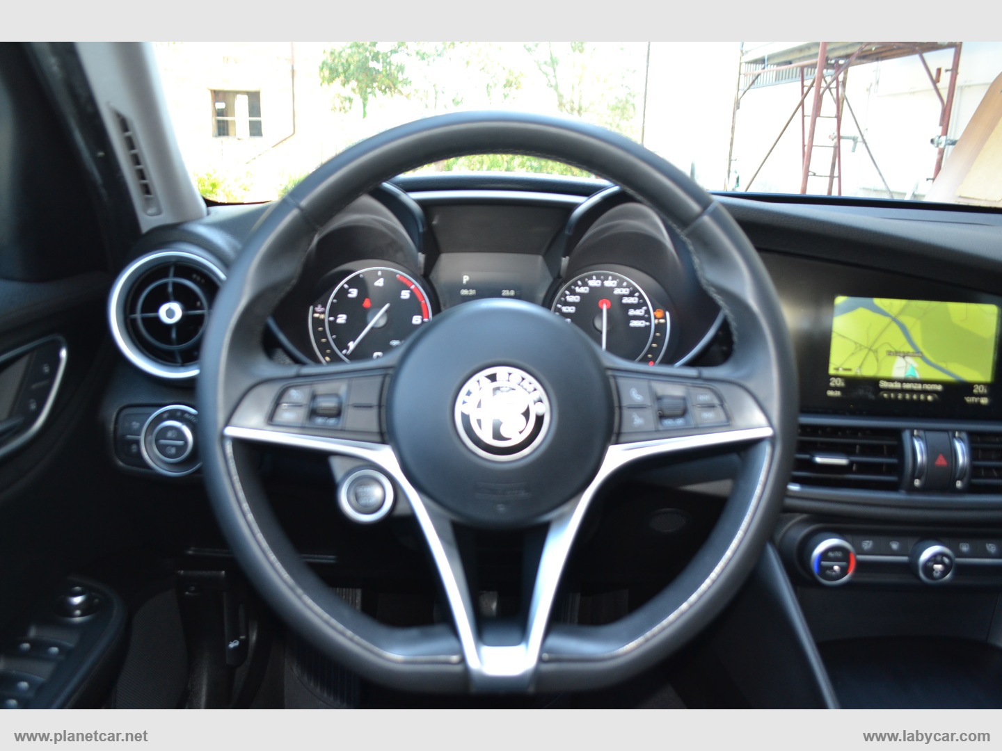 Giulia 2.2 Turbodiesel 150 CV AT8 Busin. - immagine 11