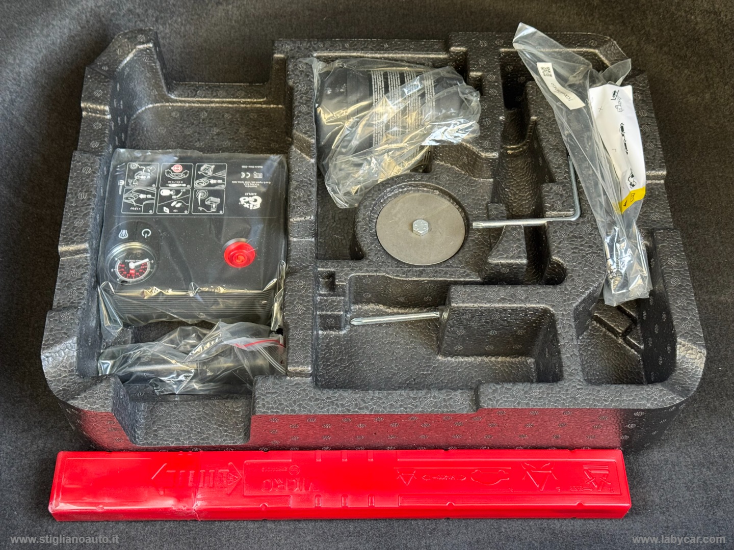 Compass 1.6 Mjt II 2WD Limited - immagine 11