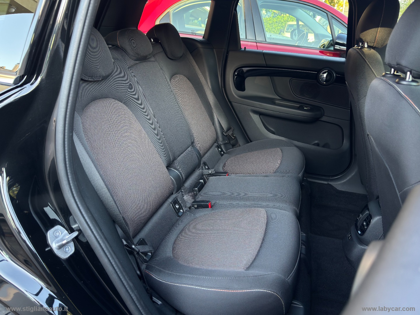 Mini Cooper D Essential Countryman - immagine 11