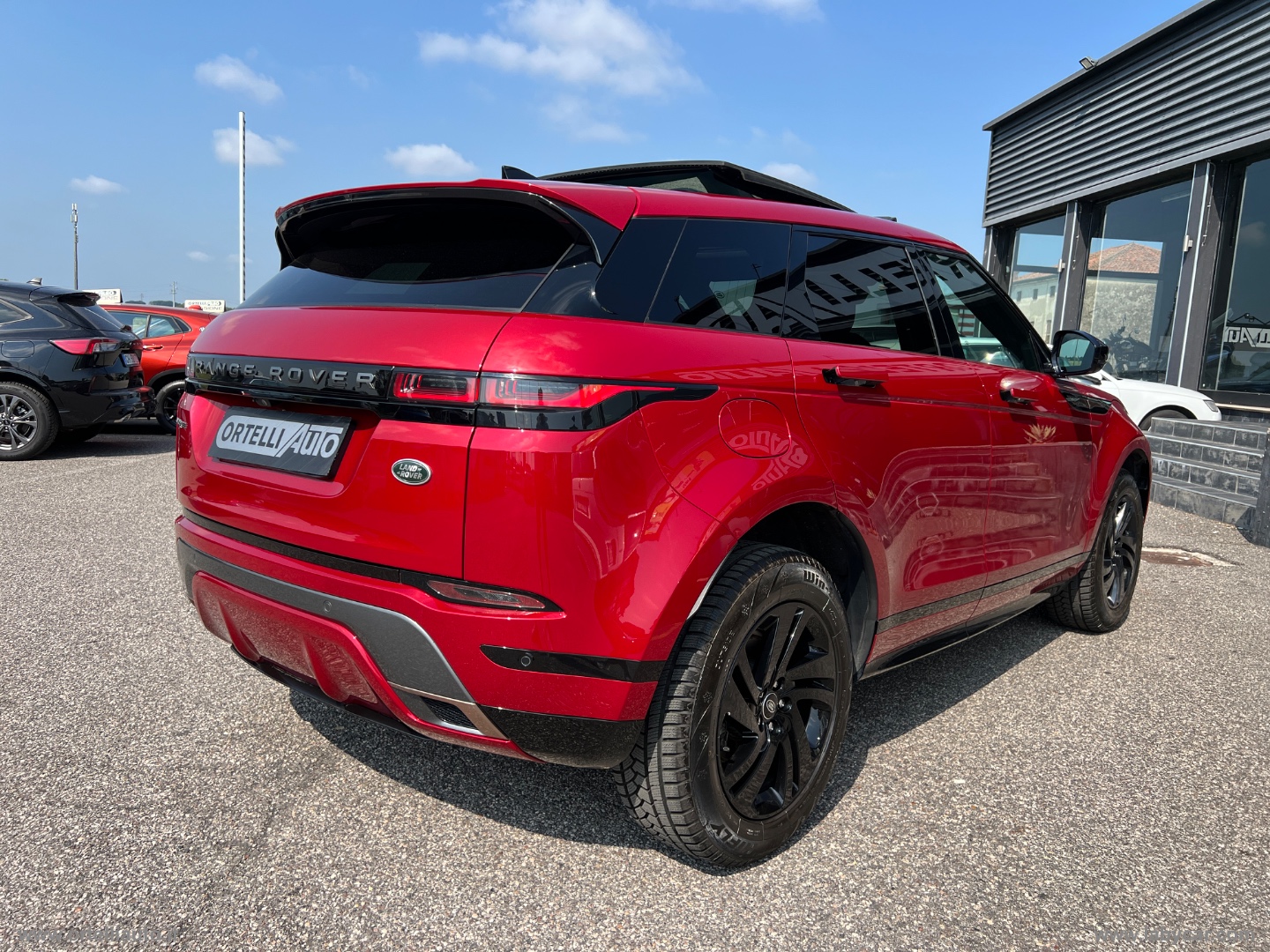 RR Evoque 2.0D I4 163 CV AWD Auto R-D. S - immagine 11