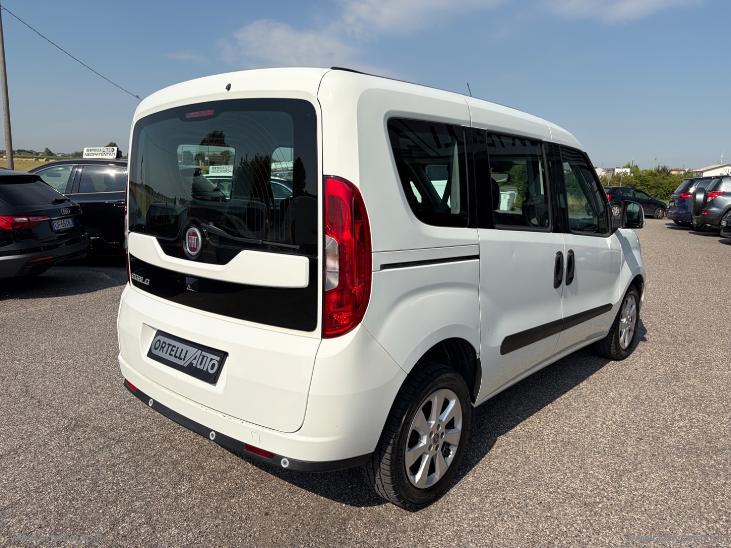 Doblò 1.6 MJT 95 CV Lounge - immagine 11