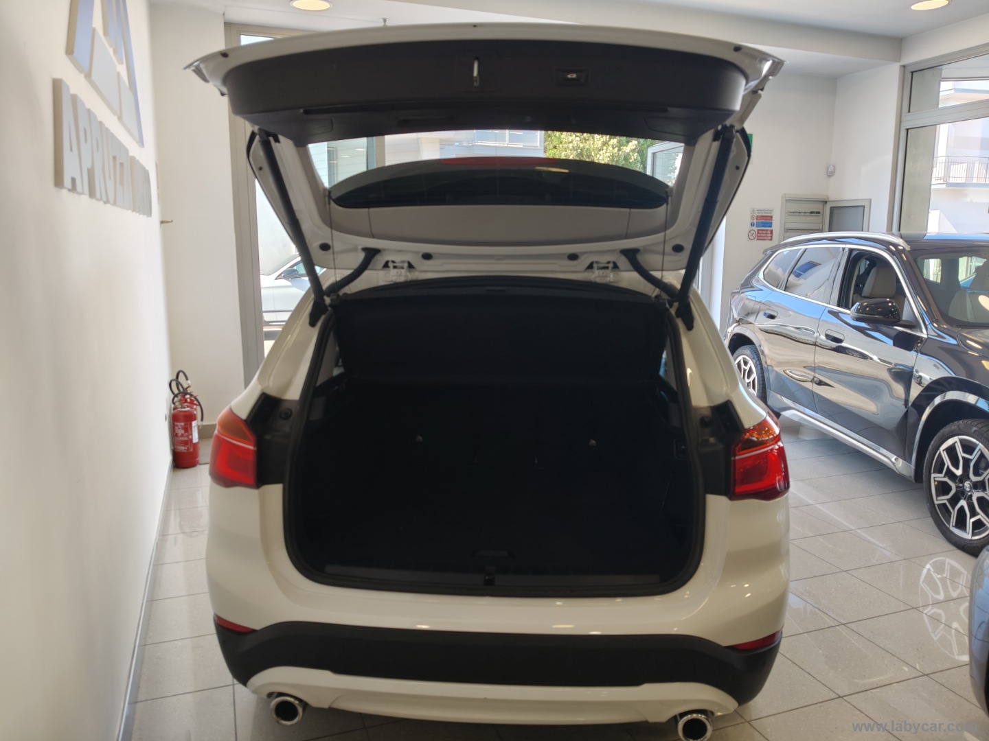 X1 xDrive18d Advantage - immagine 11