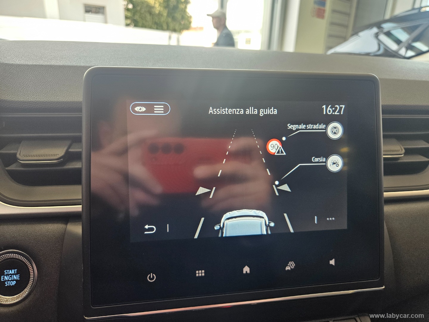 Captur Hybrid E-Tech 145 CV Business AUT. - immagine 11