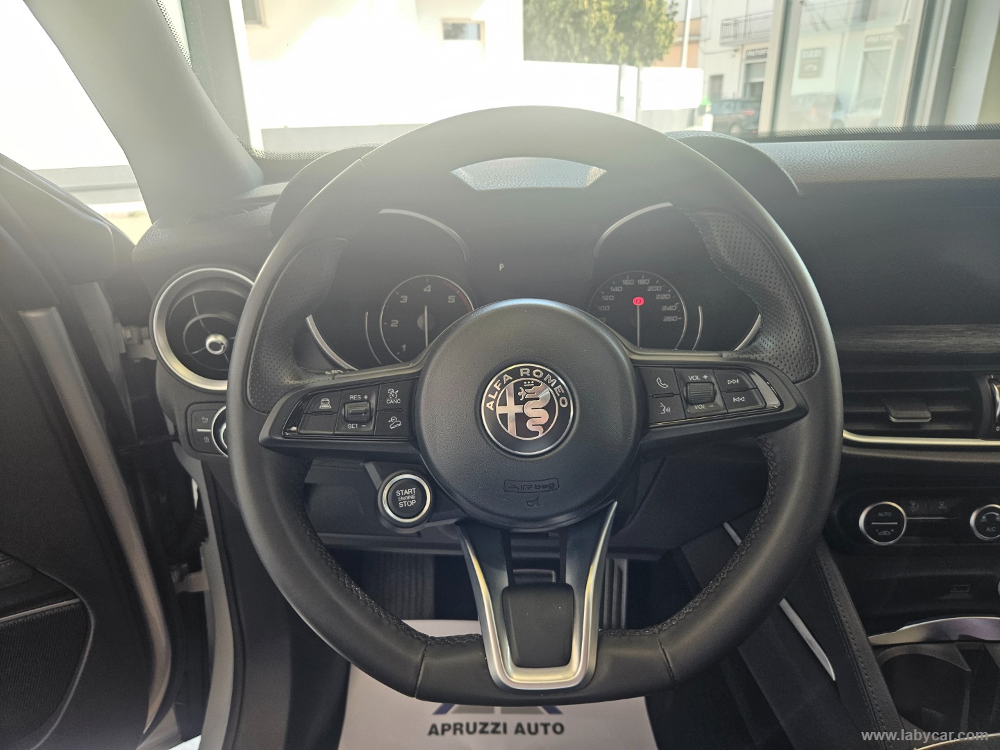 Stelvio 2.2 T.d. 190 CV AT8 Q4 Sup. Bus. - immagine 11