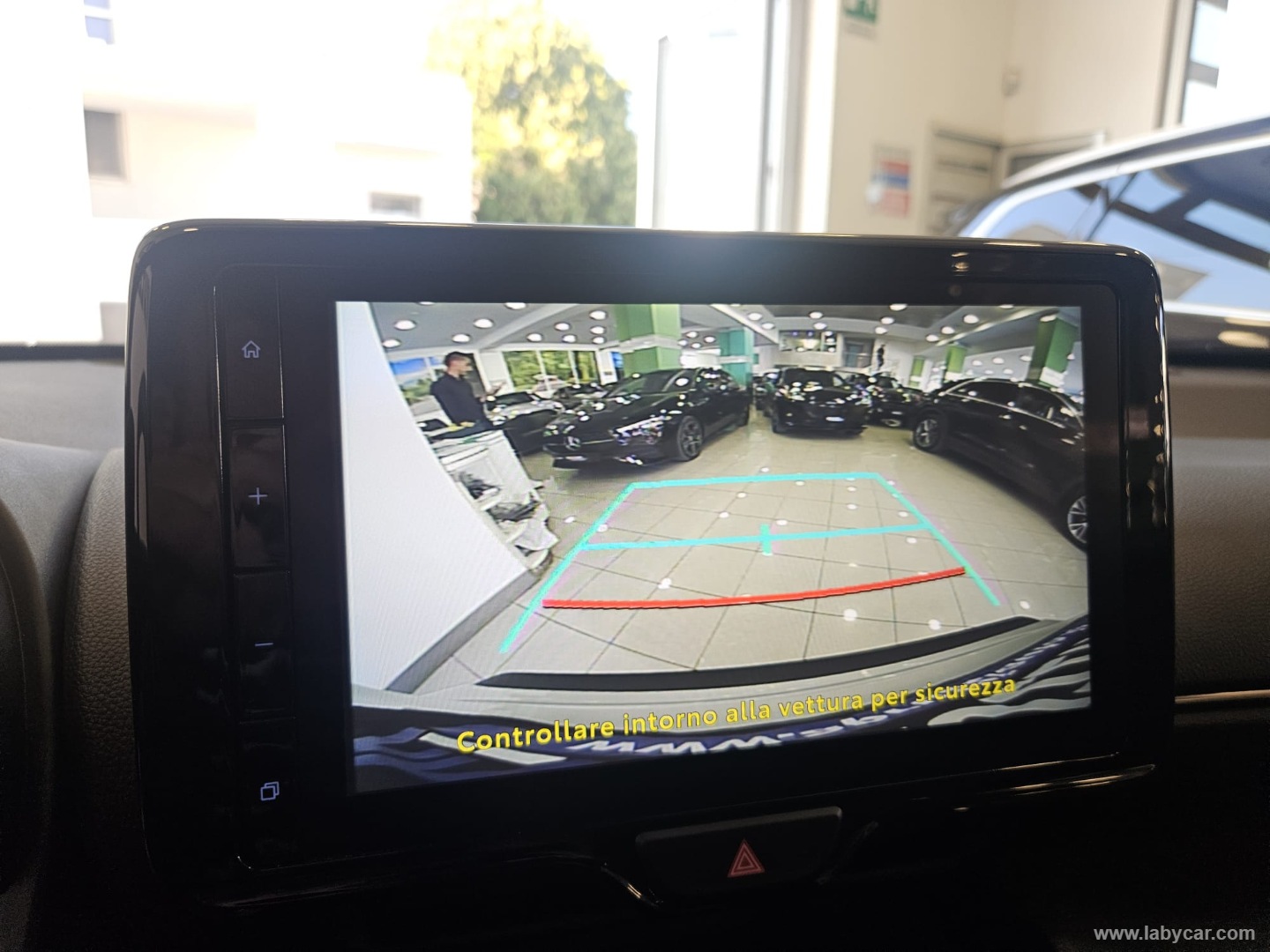 Yaris Cross 1.5 Hybrid 5p.E-CVT GR SPORT - immagine 11