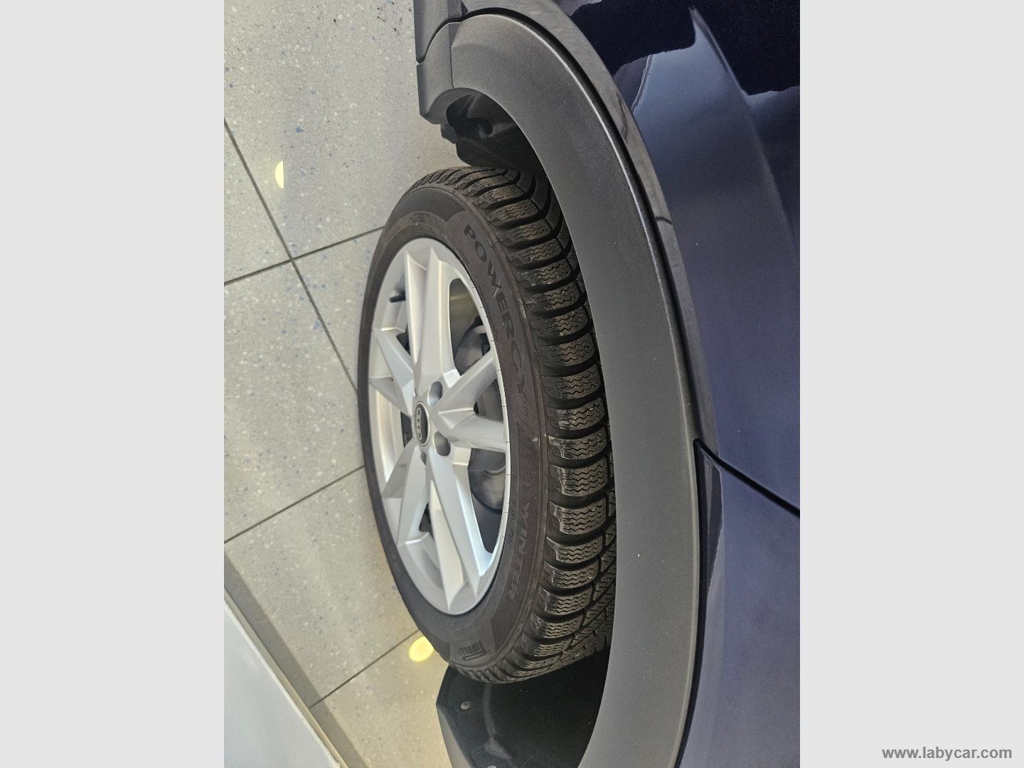 Q2 35 TDI S tronic Business - immagine 11