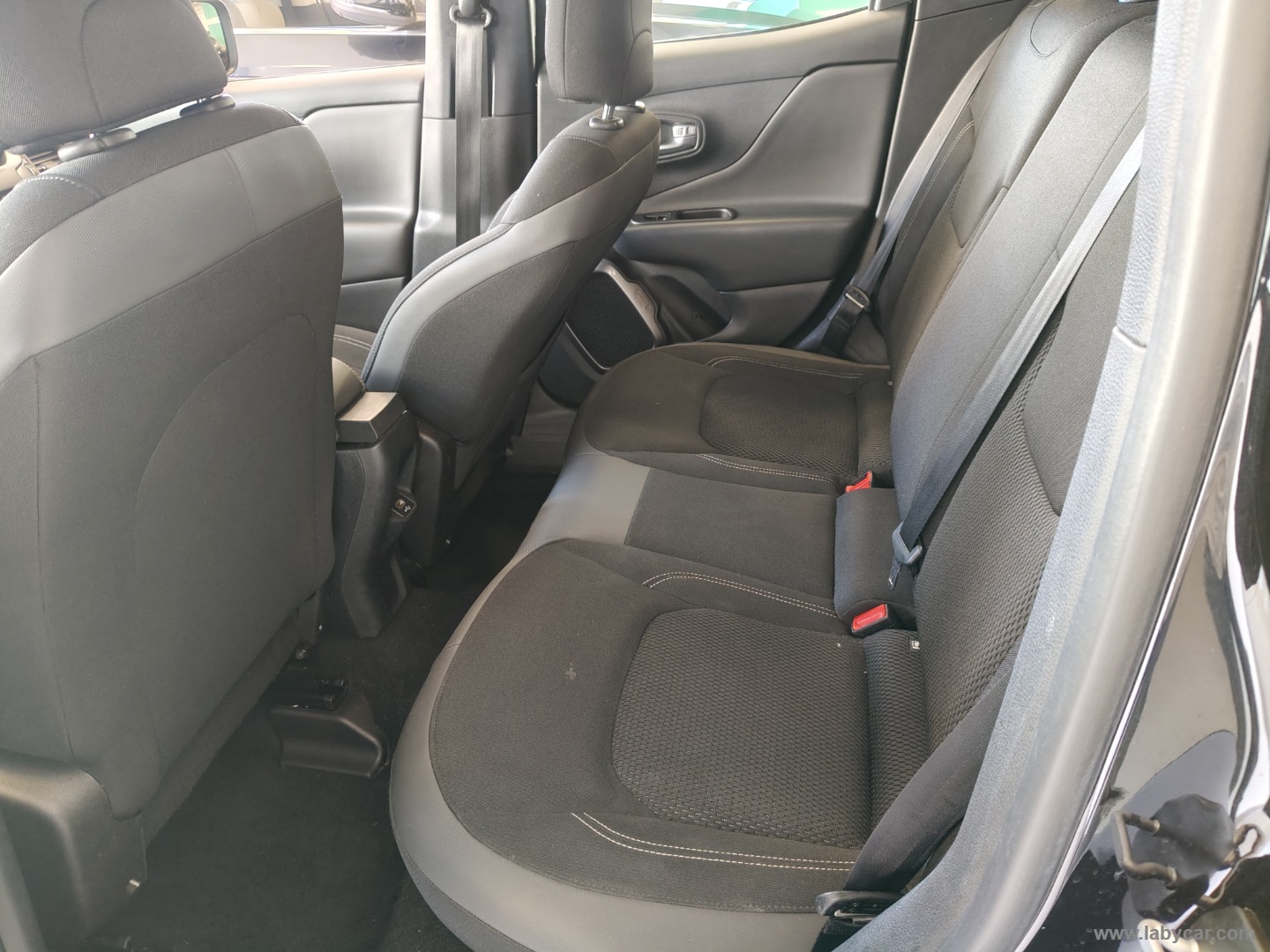 Renegade 1.6 Mjt 120CV Limited - immagine 11