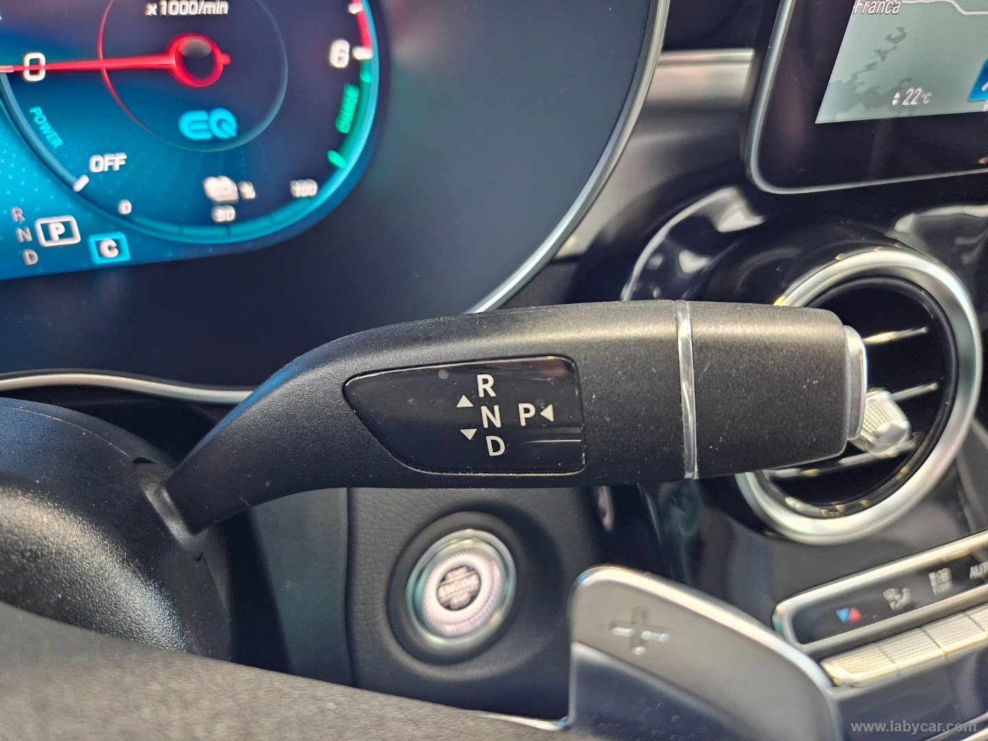 GLC 300 de 4M EQ-Power Coupé Premium - immagine 11