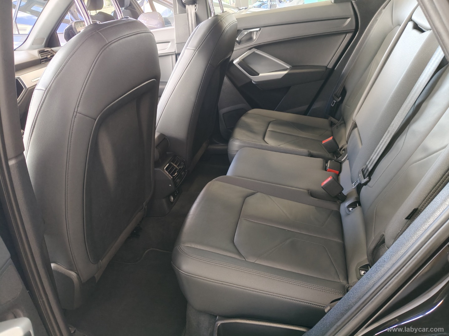 Q3 35 TDI S tronic Business Advanced - immagine 11