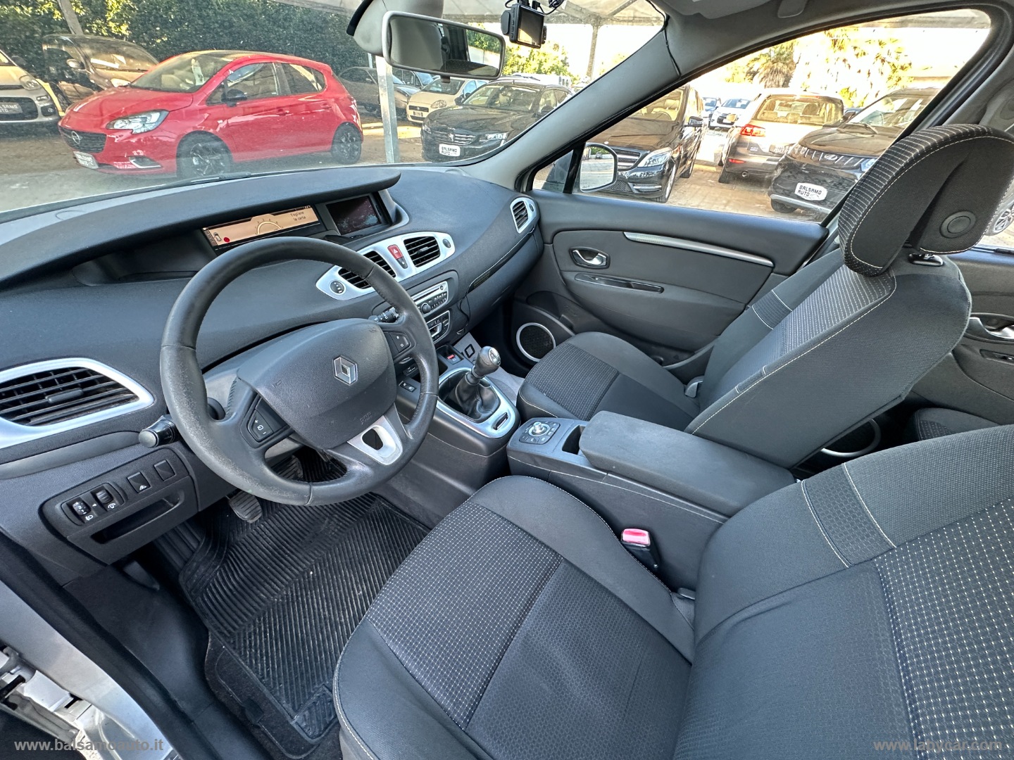 Scénic 1.5 dCi 110 CV Confort - immagine 11