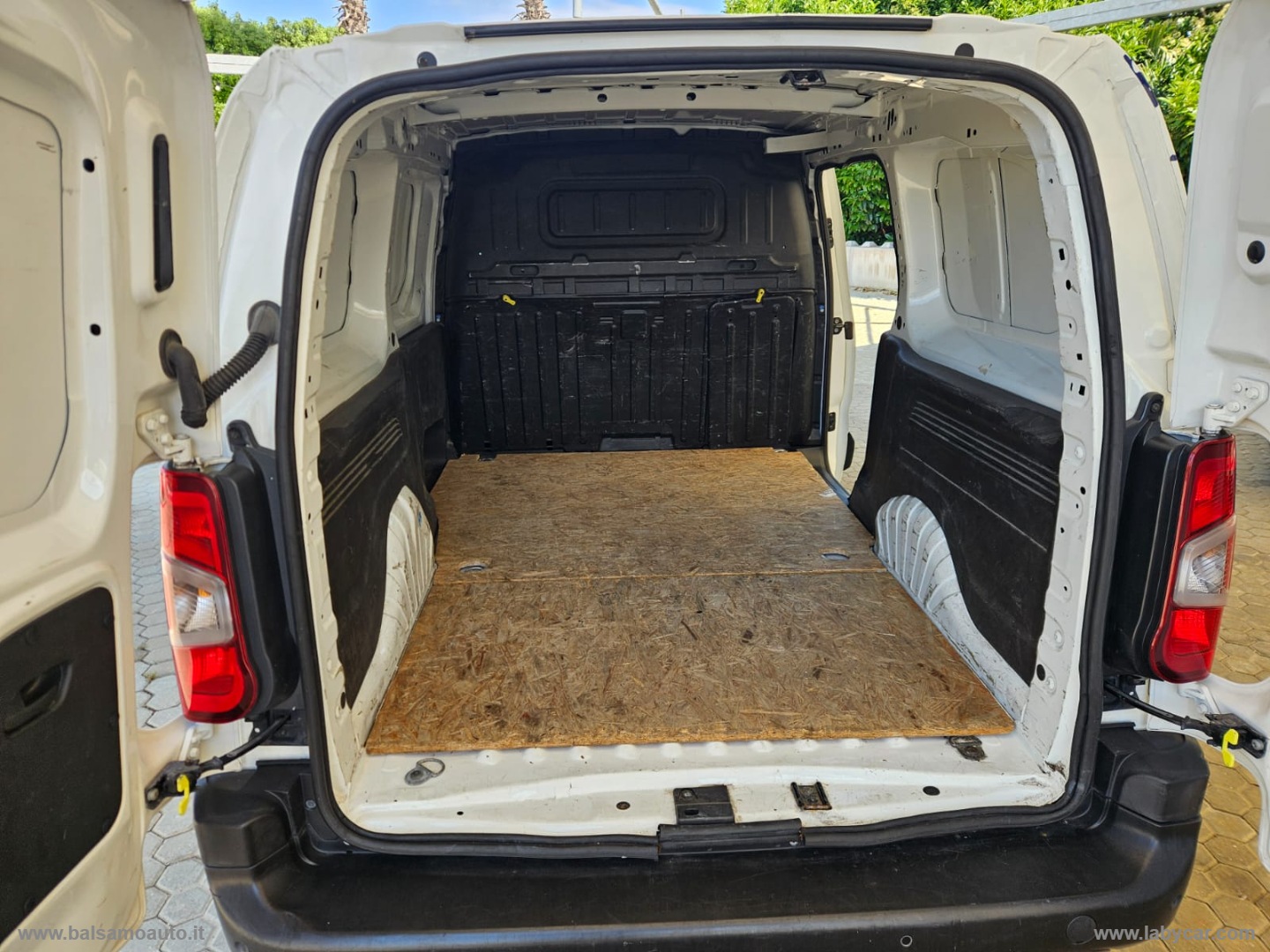 Combo Cargo XL 1.5D 100 S&S PL 950kg Ed. - immagine 11