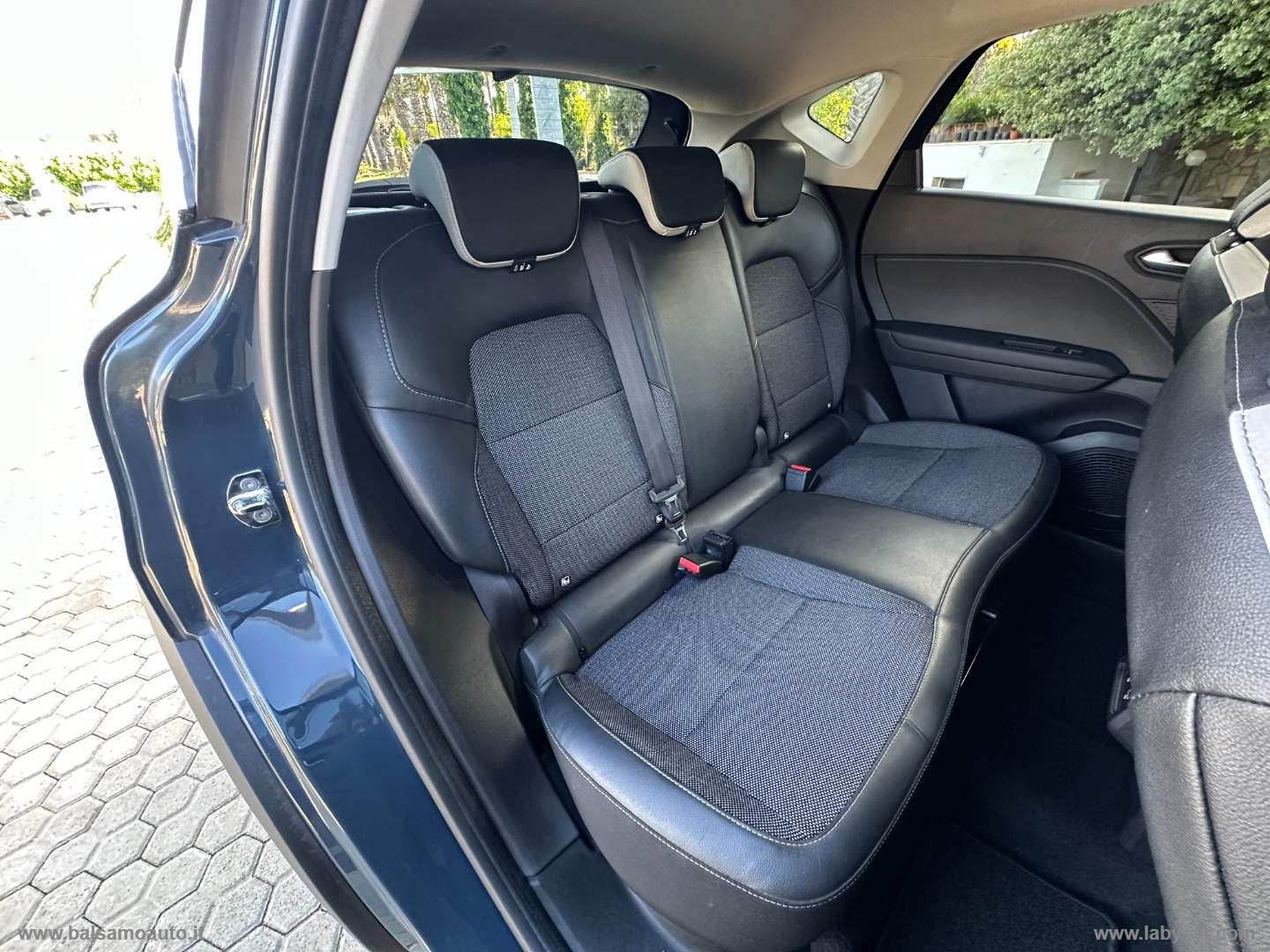 Captur TCe 12V 100 CV GPL FAP Intens - immagine 11