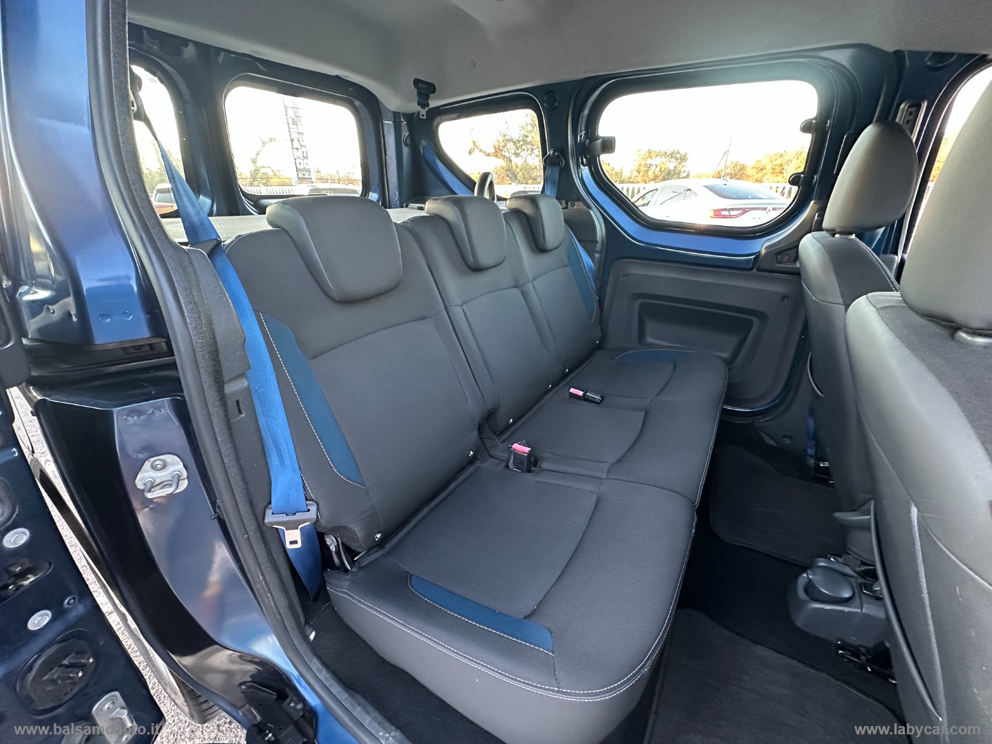 Dokker 1.5 dCi 8V 90 CV Lauréate - immagine 11