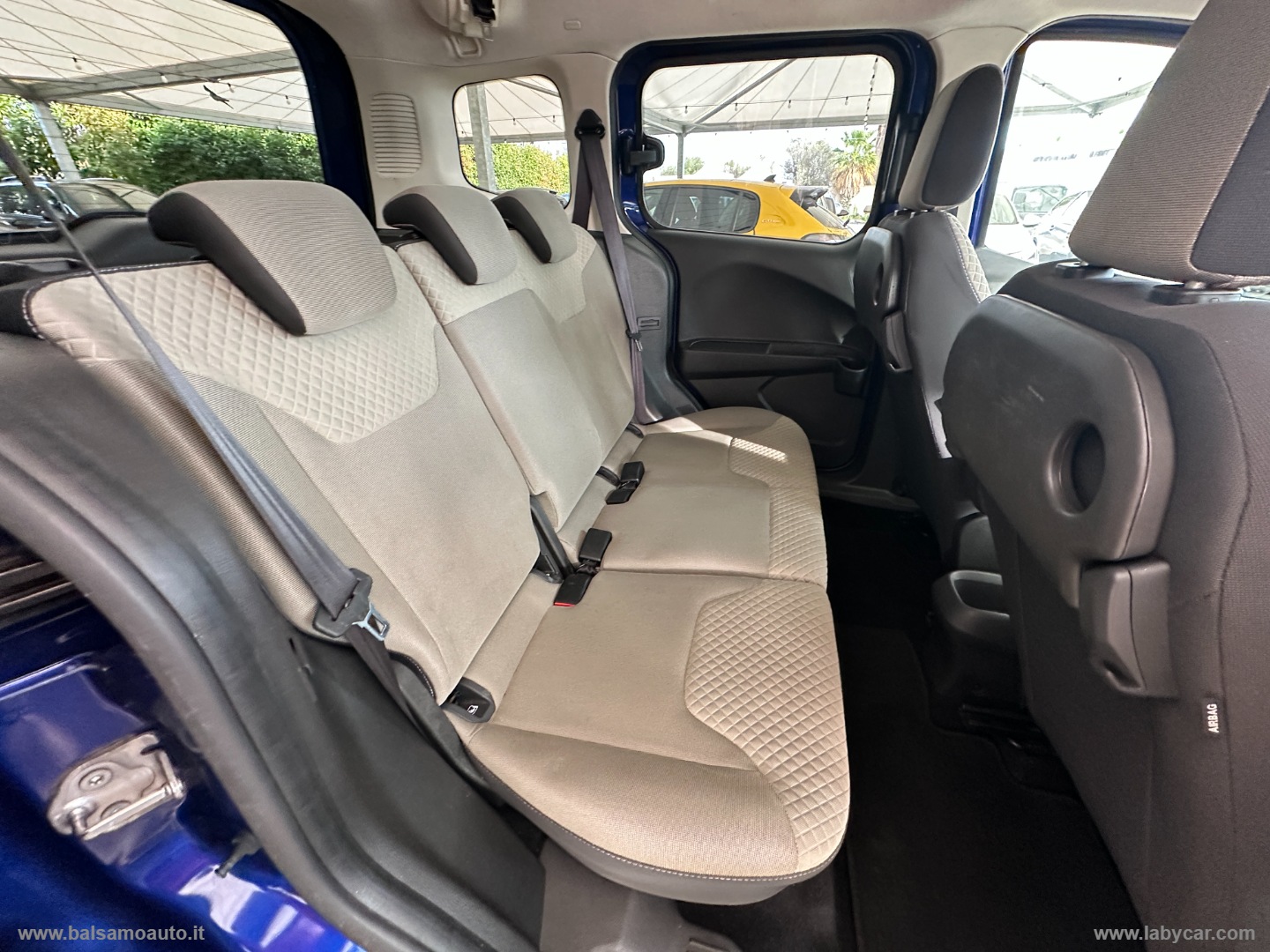 Tourneo Courier 1.5 TDCI 75 CV Titanium - immagine 11