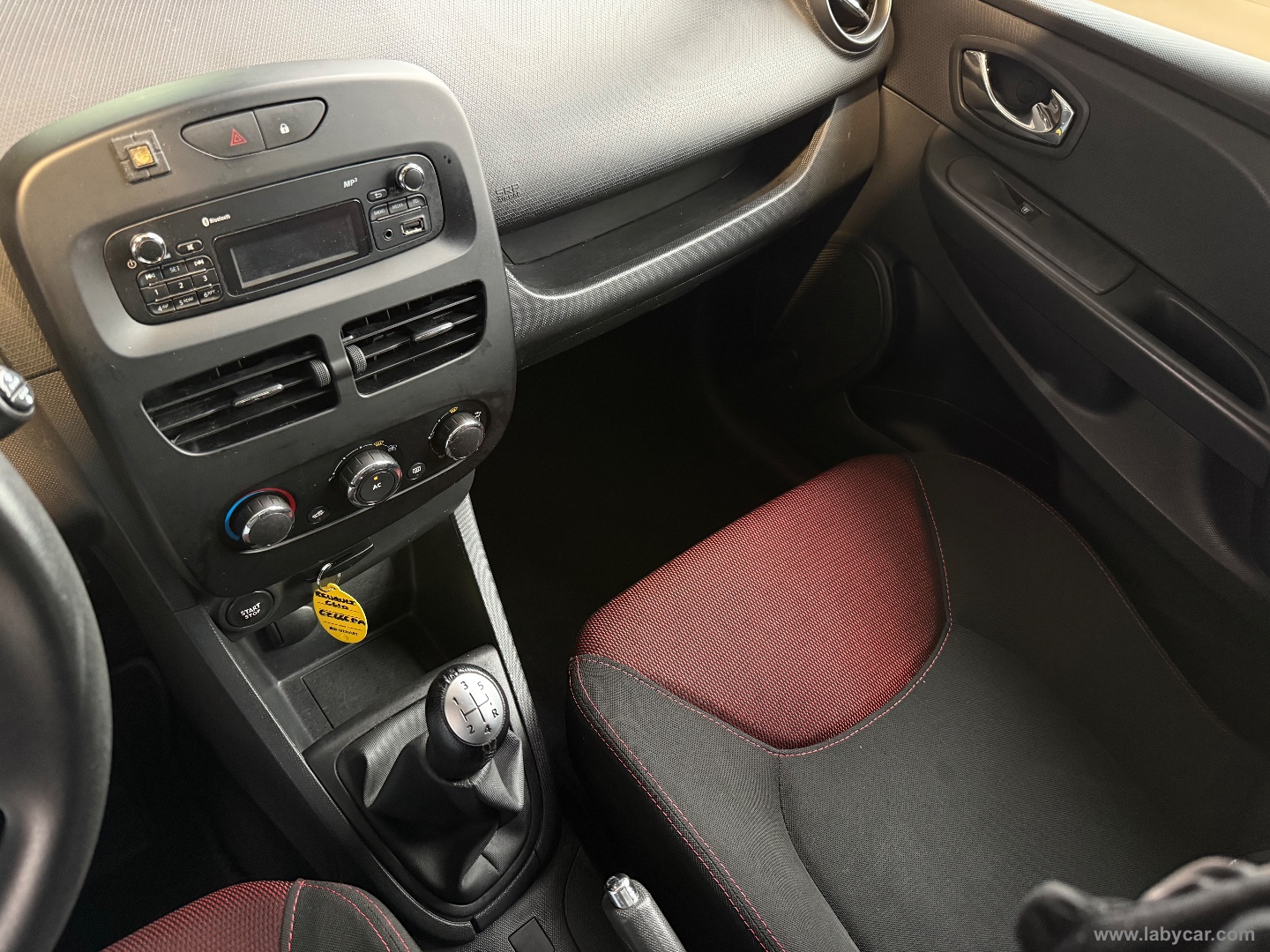 Clio 1.5 dCi 8V 75 CV 5p. Wave - immagine 11