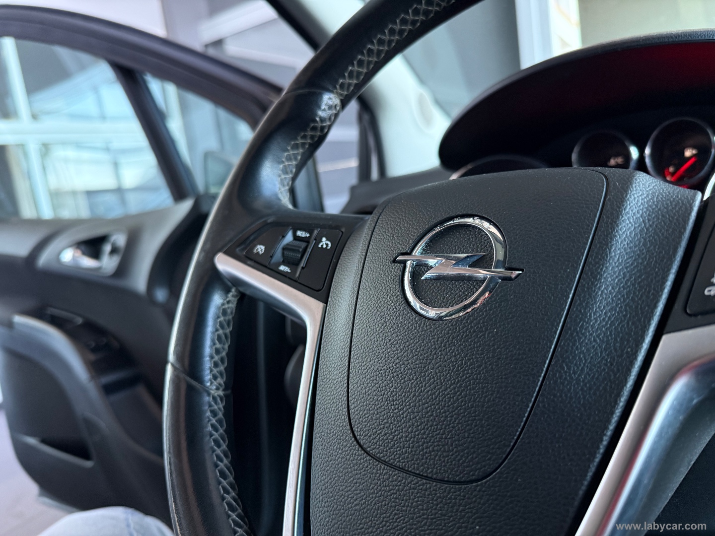 Meriva 1.3 CDTI 95 CV ecoFLEX Cosmo - immagine 11