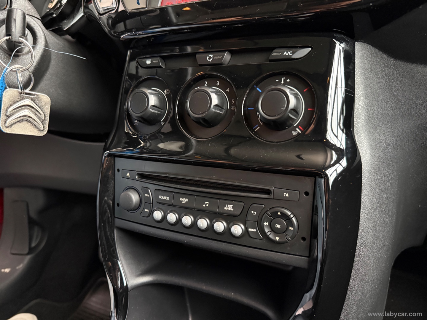 C3 1.2 VTi 82 Vanity Fair 10 - immagine 11