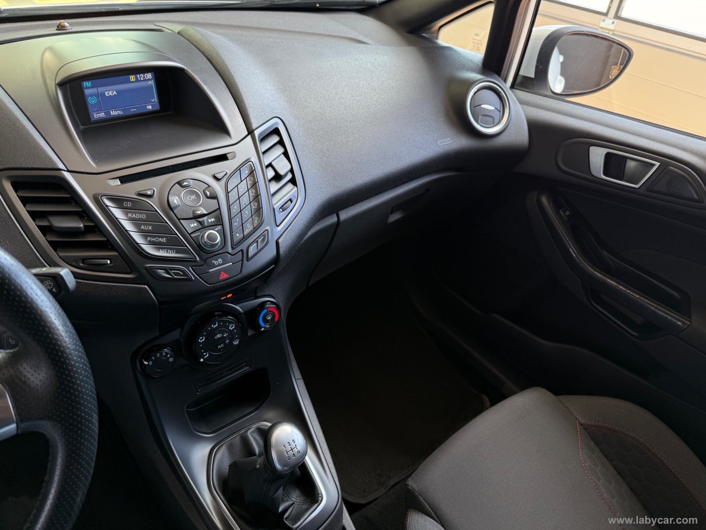 Fiesta 1.5 TDCi 95 CV 5p. ST-Line - immagine 11