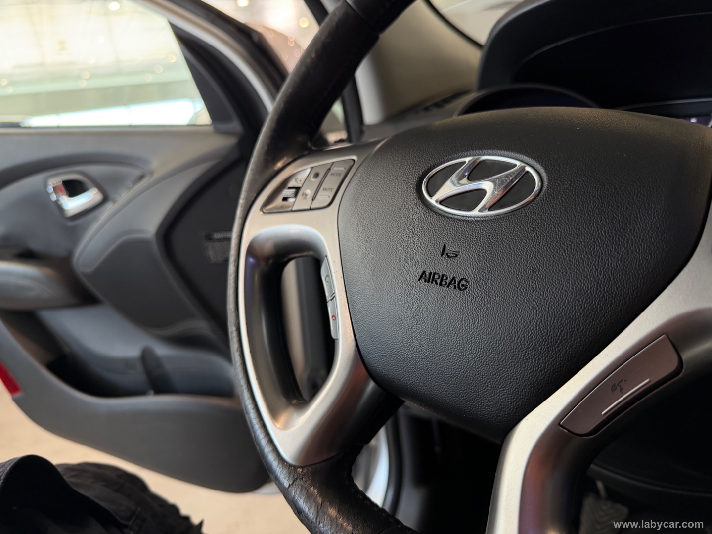 ix35 1.7 CRDi 2WD Comfort - immagine 11
