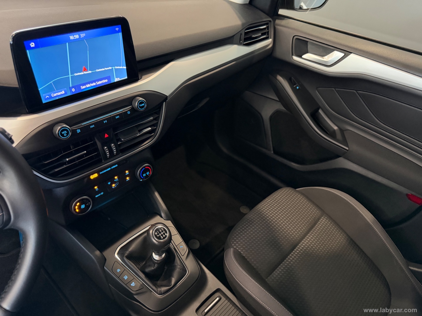 Focus 1.5 EcoBlue 120CV SW Titanium - immagine 11
