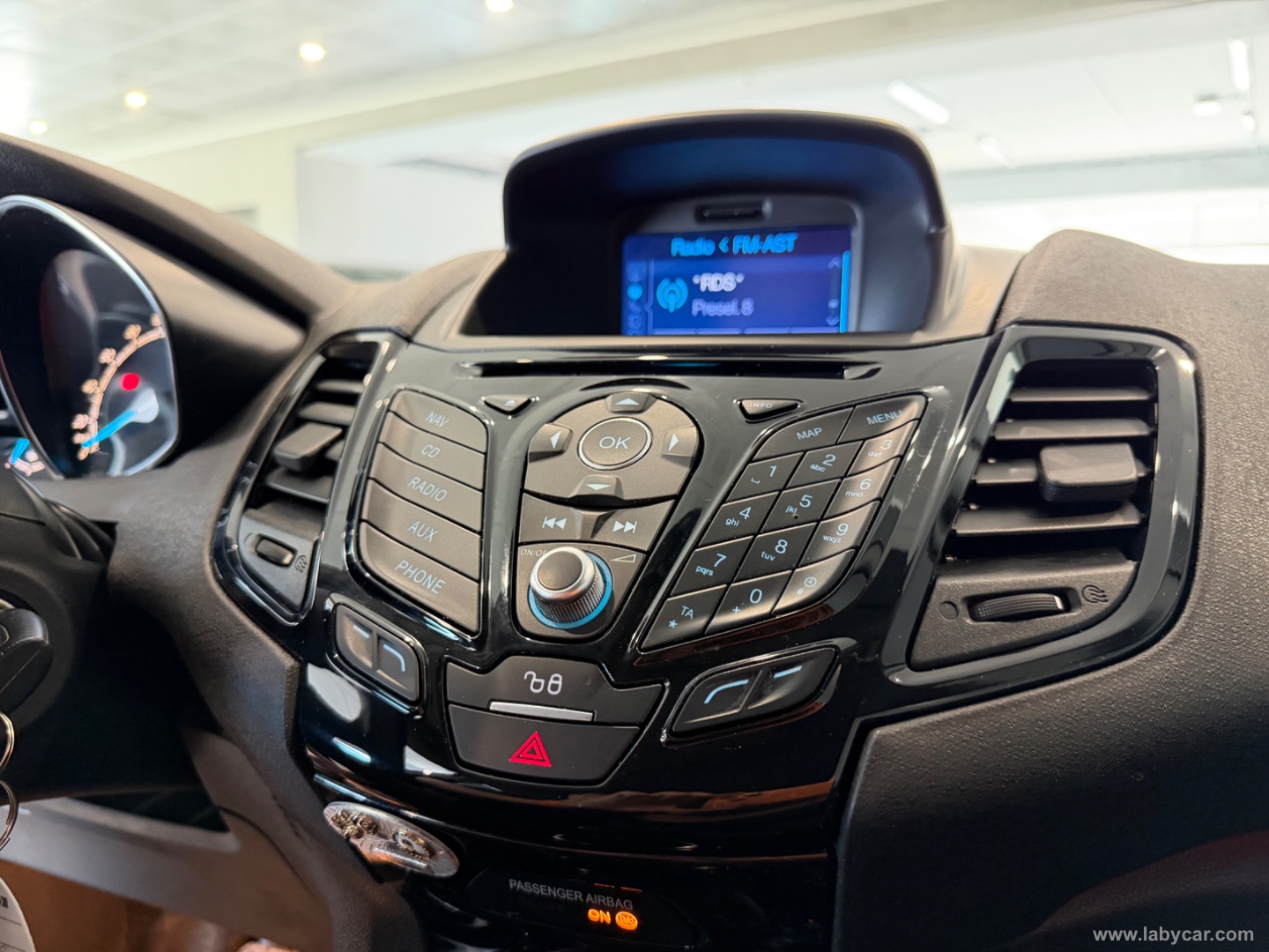 Fiesta 1.5 TDCi 95 CV 5p. Titanium - immagine 11