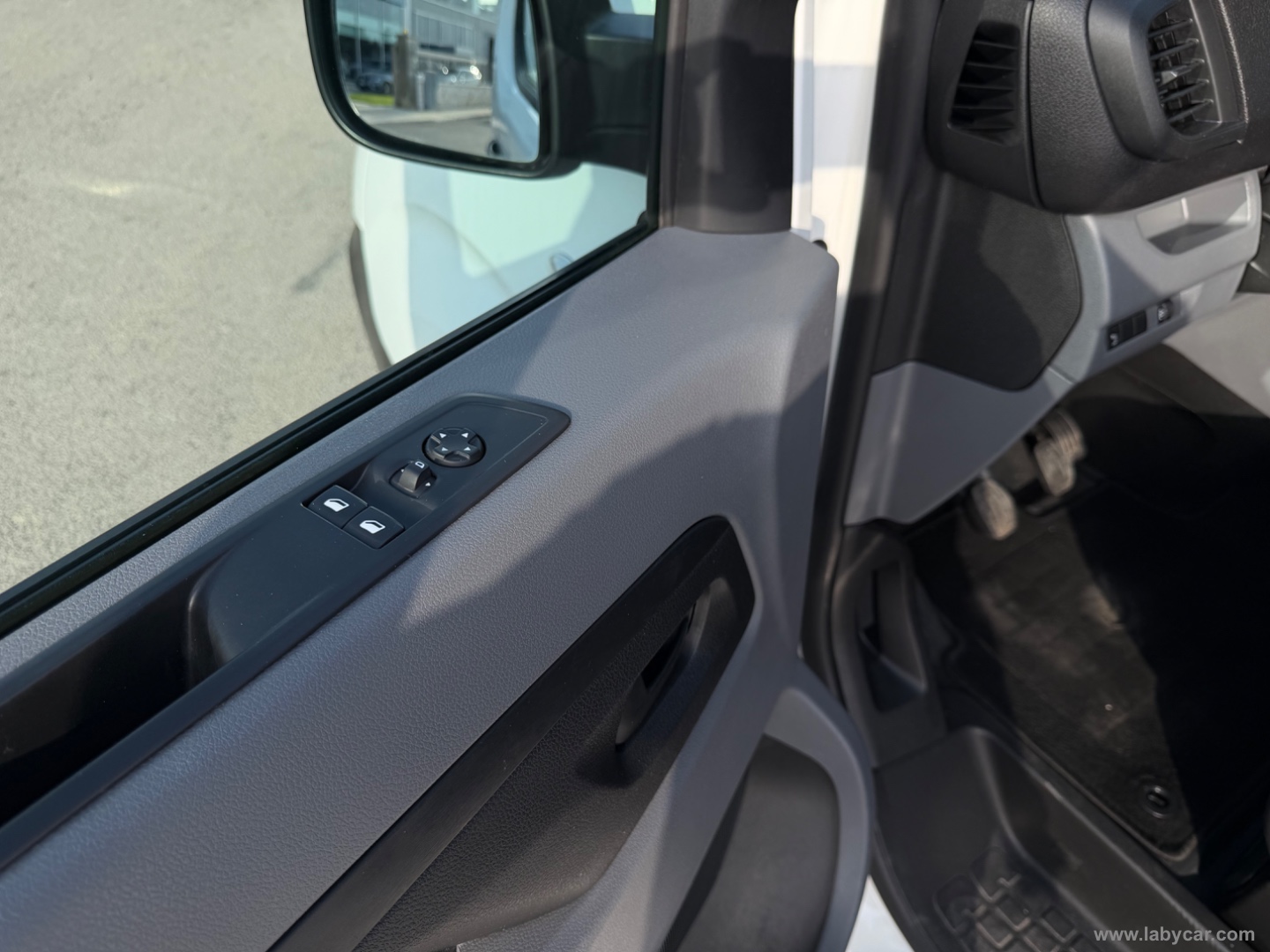 Vivaro 2.0D120S&S PL-SL-TN L F.Ess. Mag. - immagine 11