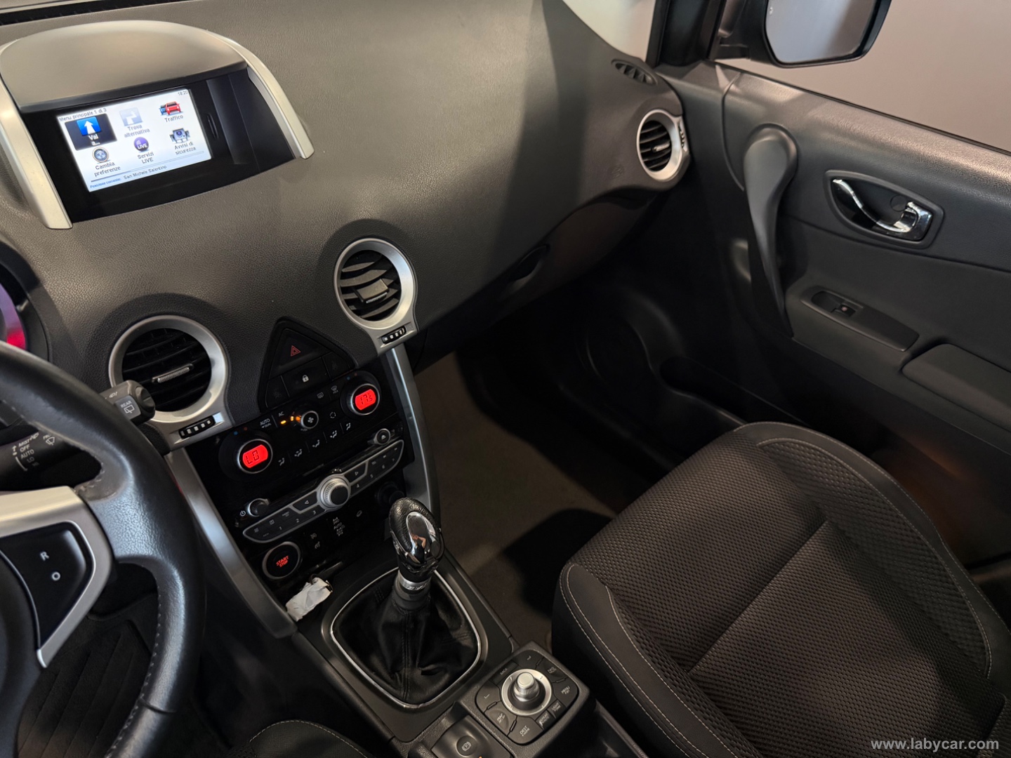 Koleos 2.0 dCi 150 CV 4X4 Luxe ESM - immagine 11