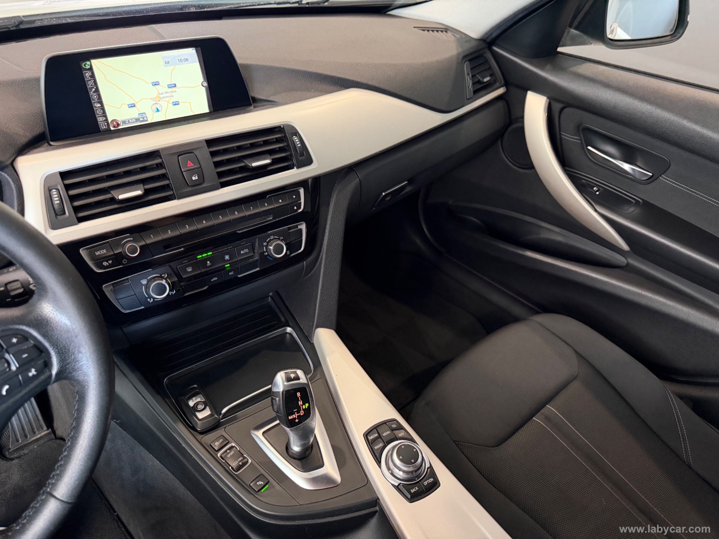 320d Efficient Dynamics Touring - immagine 11