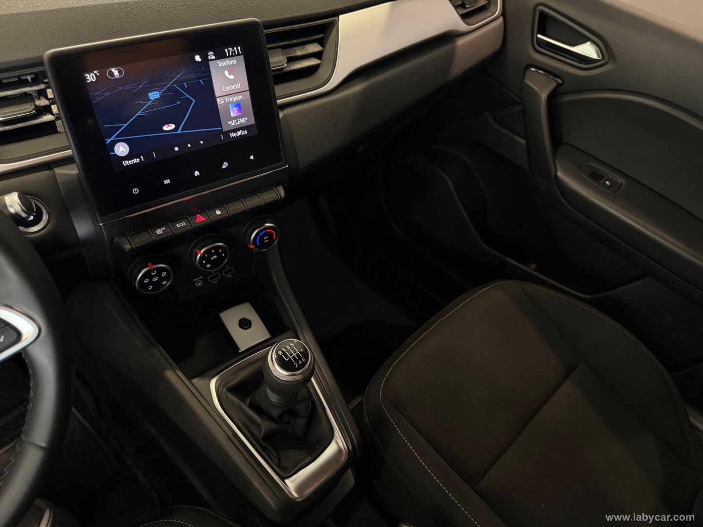 Captur TCe 12V 100 CV GPL FAP Business - immagine 11
