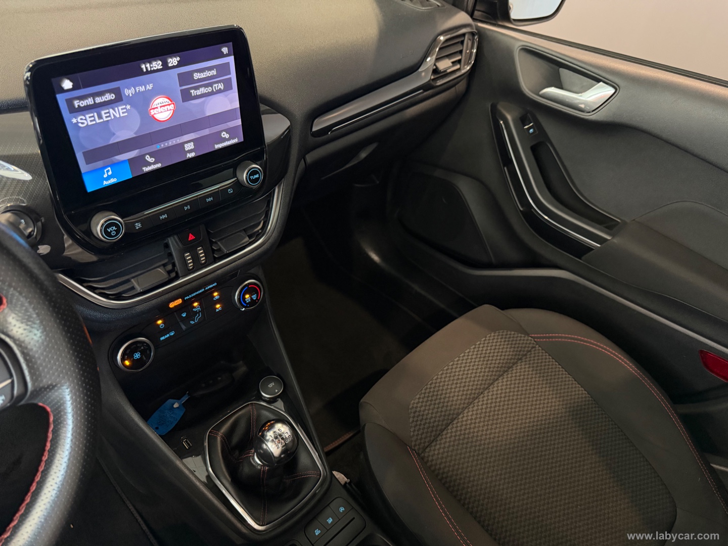 Fiesta 1.0 Ecoboost 100 CV 5p. ST-Line - immagine 11