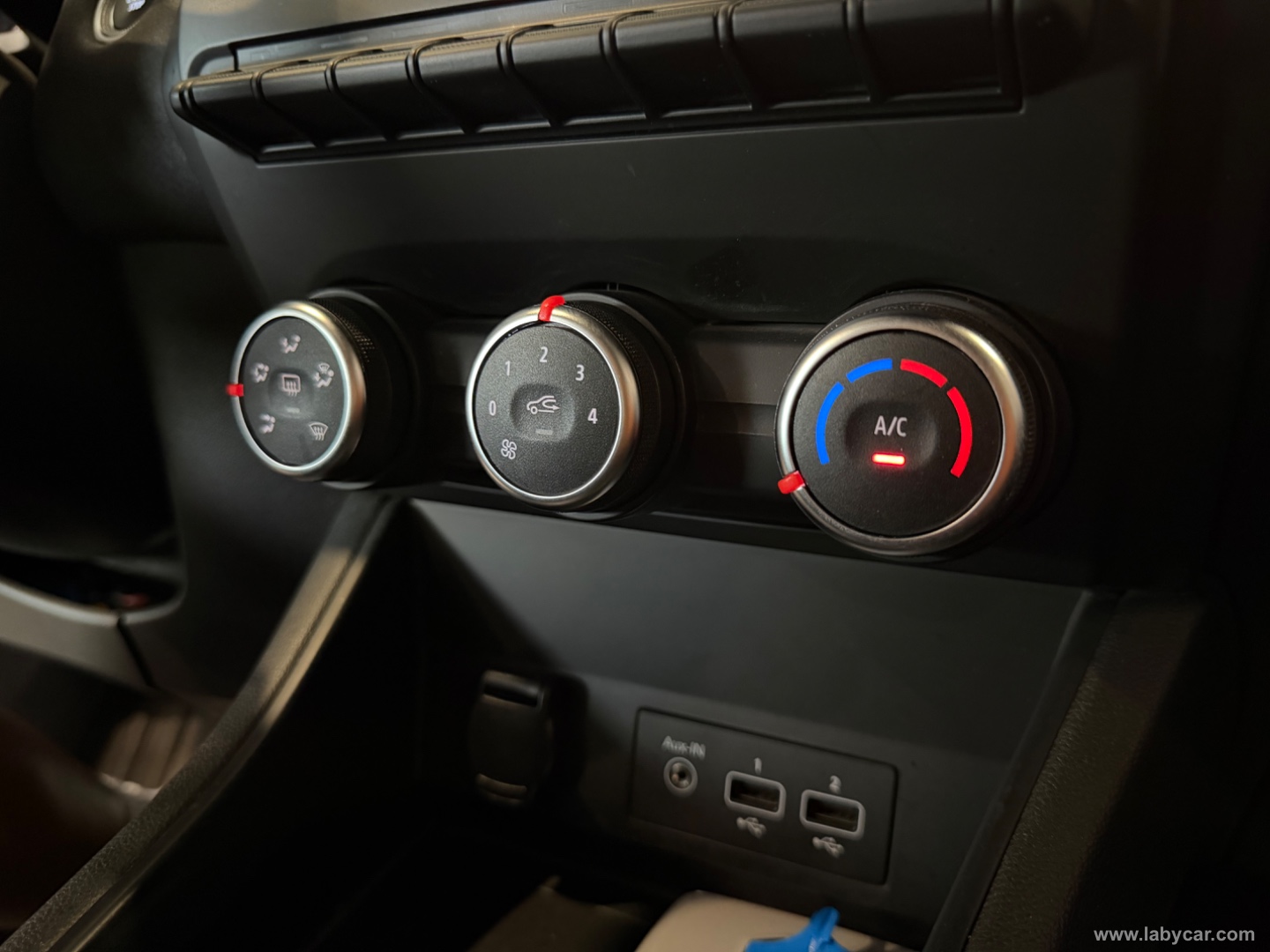 Captur TCe 12V 100 CV GPL FAP Business - immagine 11