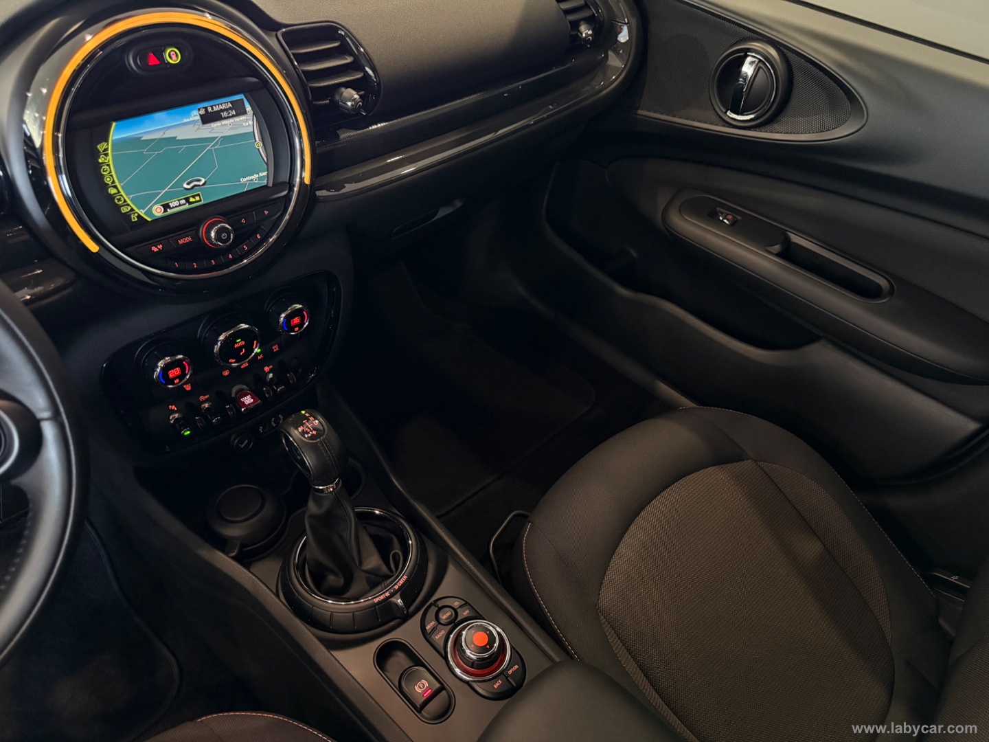 Mini Cooper D Boost Clubman - immagine 11