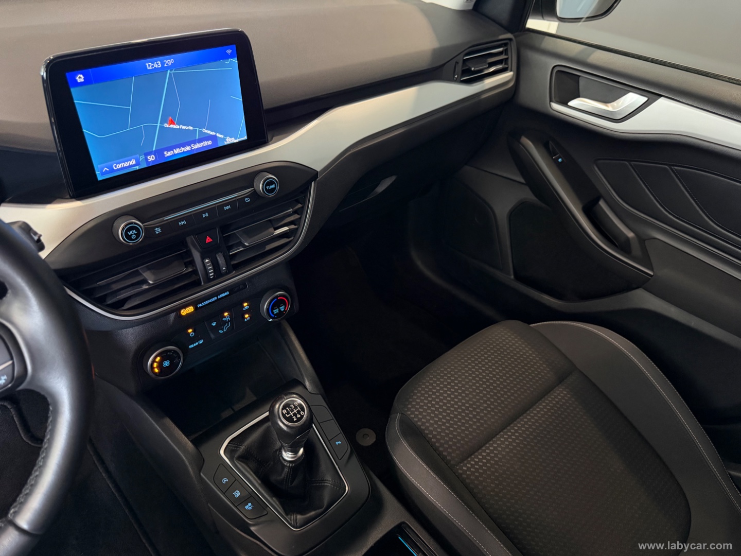 Focus 1.5 EcoBlue 120CV SW Business - immagine 11