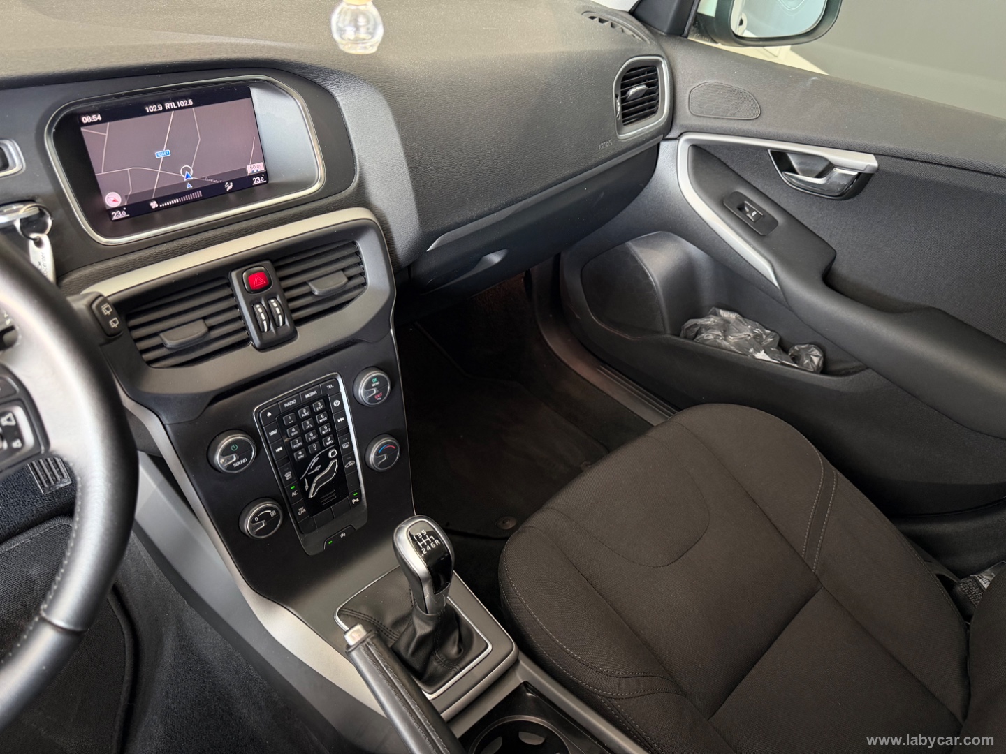 V40 D2 Business - immagine 11