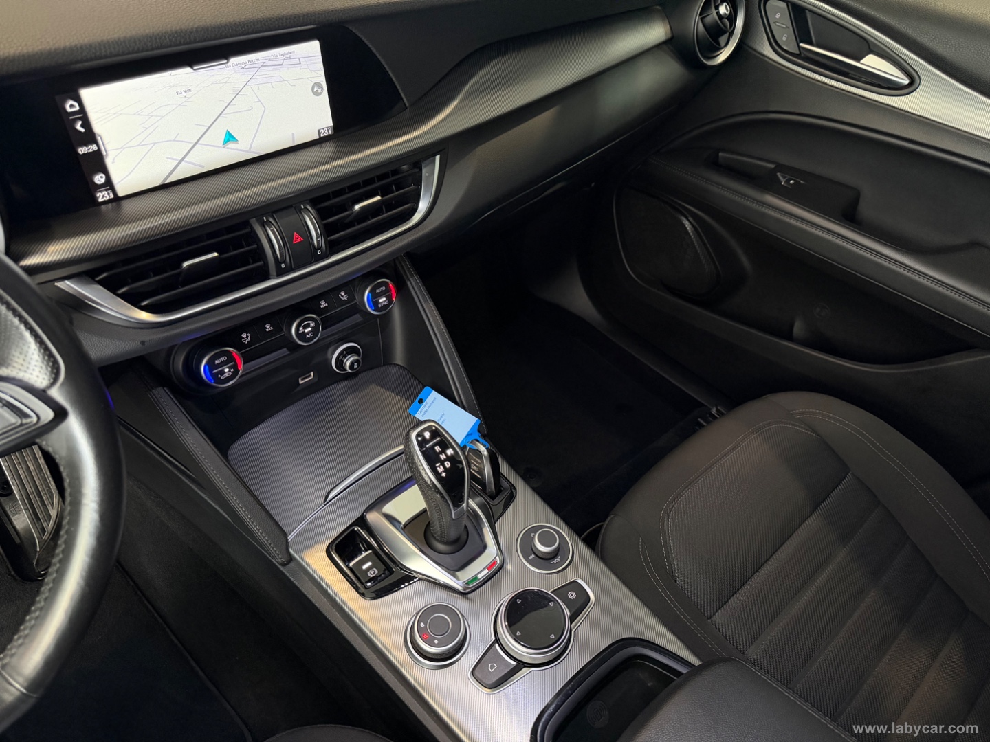 Stelvio 2.2 T.diesel 210CV AT8 Q4 Sprint - immagine 11