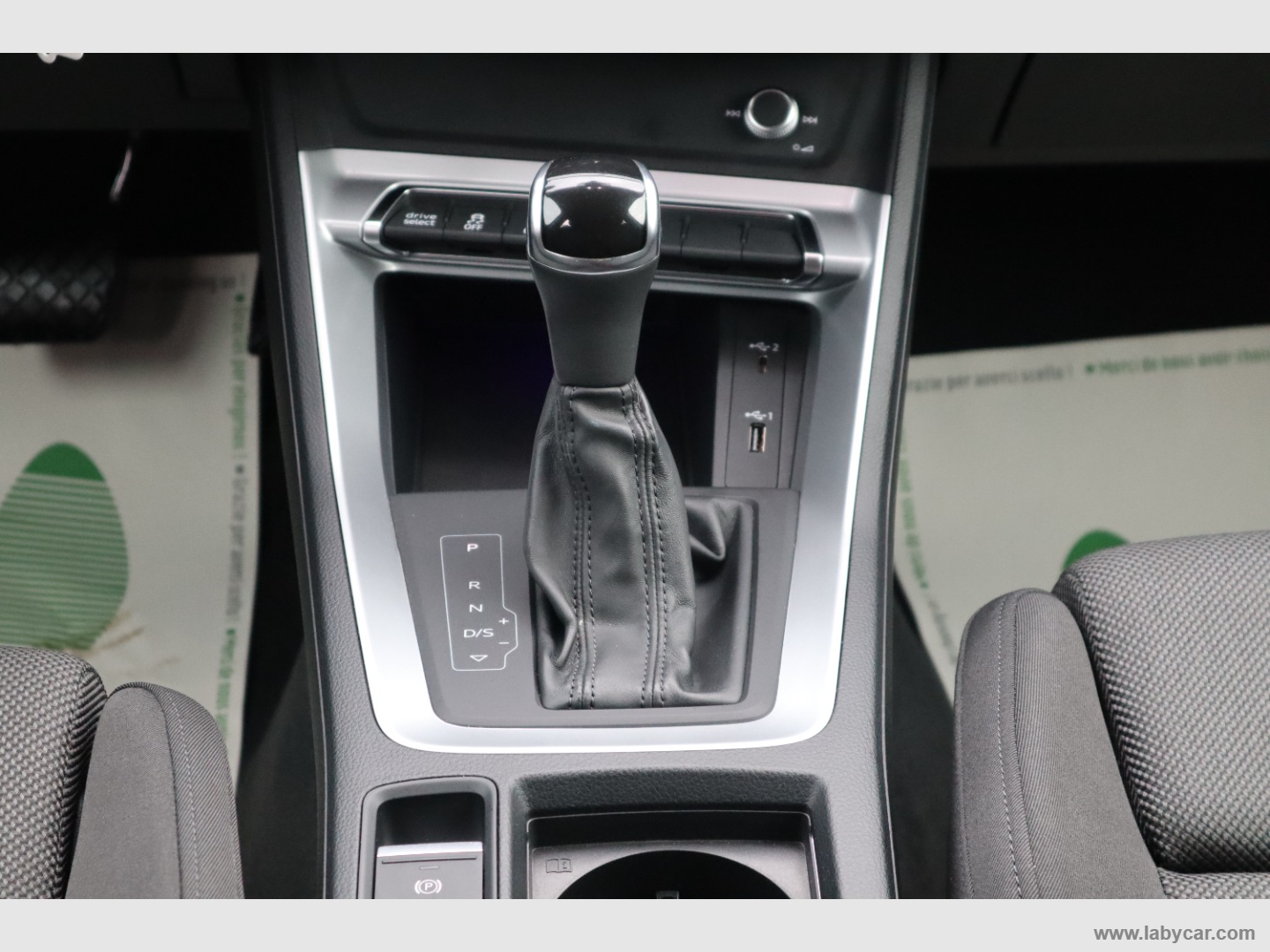 Q3 SPB 35 TDI S tronic S line edition IDENTITY BLACK - immagine 11