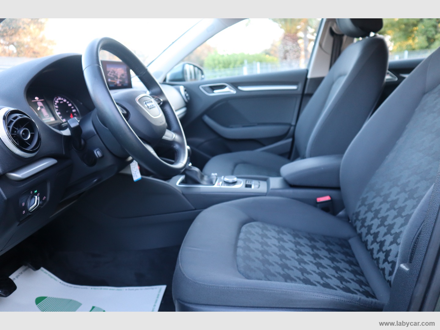 A3 1.6 TDI clean diesel Ambiente - immagine 11