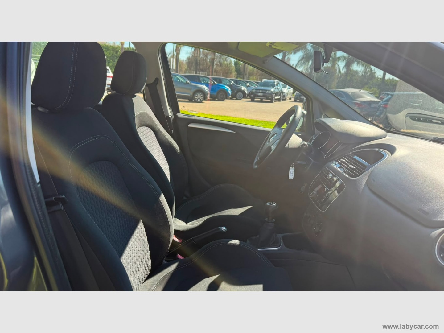 Punto 1.2 8V 5p. Lounge - immagine 11