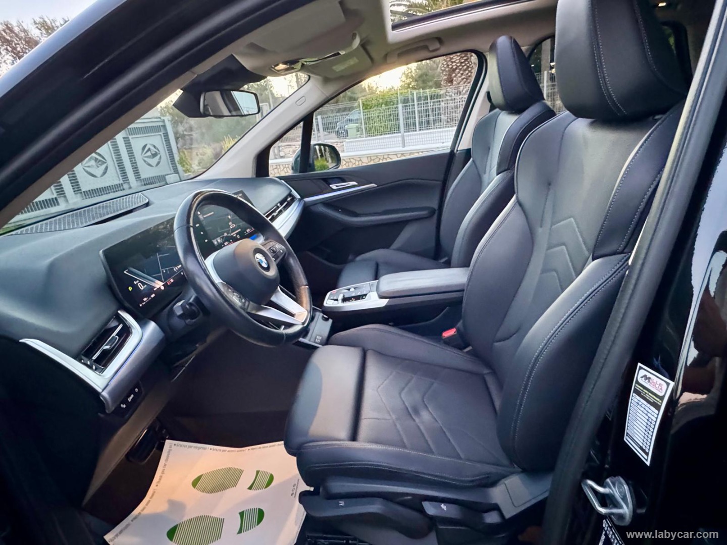 218d Active Tourer Luxury - immagine 11