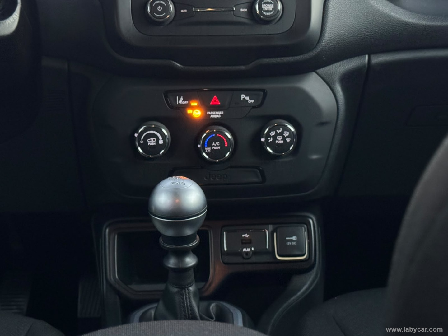 Renegade 1.6 Mjt 120CV Limited - immagine 11