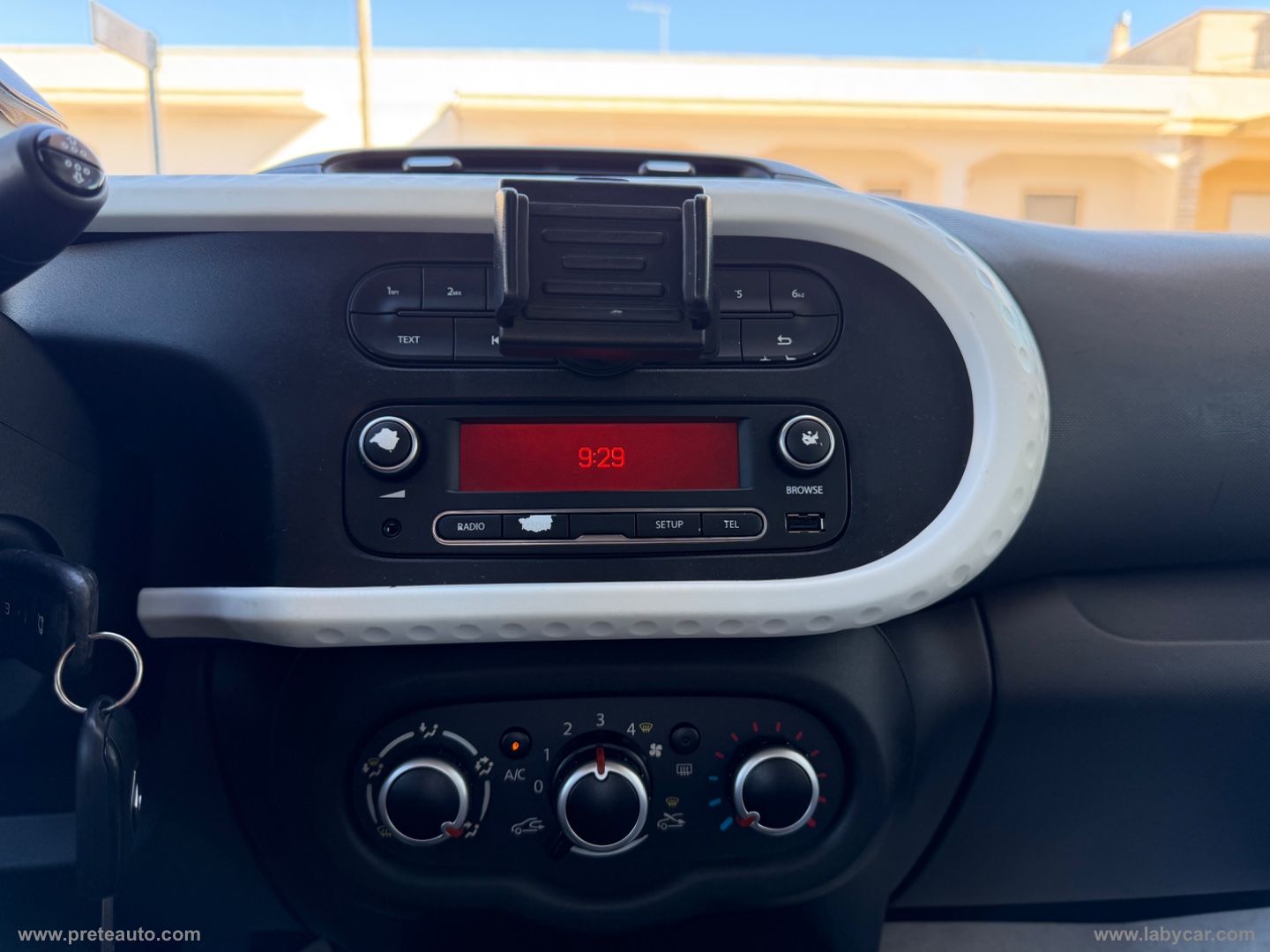 Twingo SCe 65 CV Duel - immagine 11